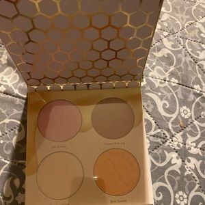 Milk & Honey Highlighter palette